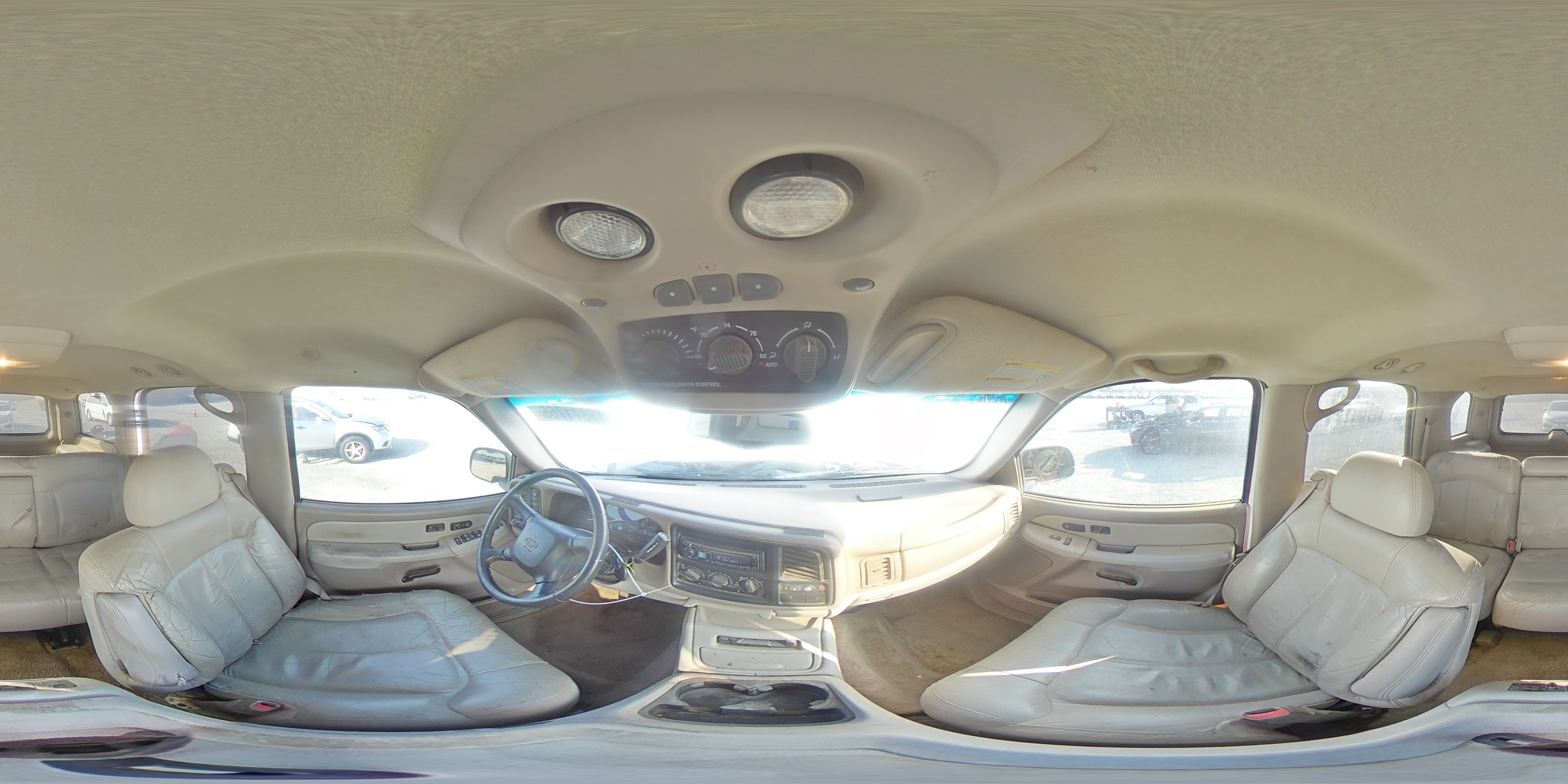 2001 Chevrolet Tahoe - Image 14