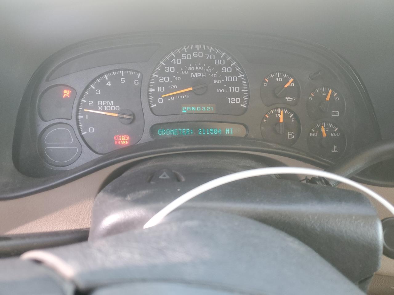 2003 Chevrolet Silverado - Image 9