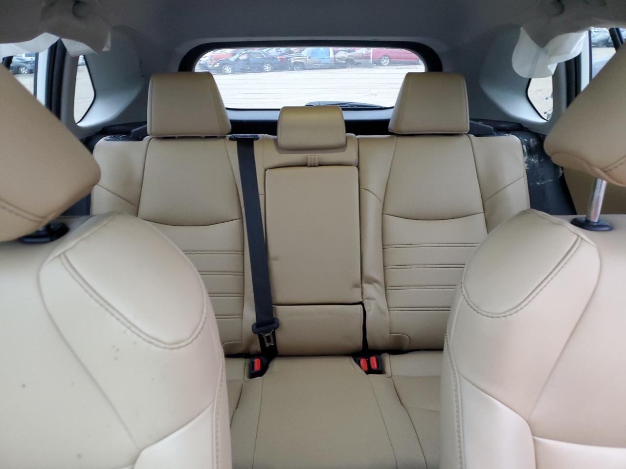 2023 Toyota RAV 4 - Image 10