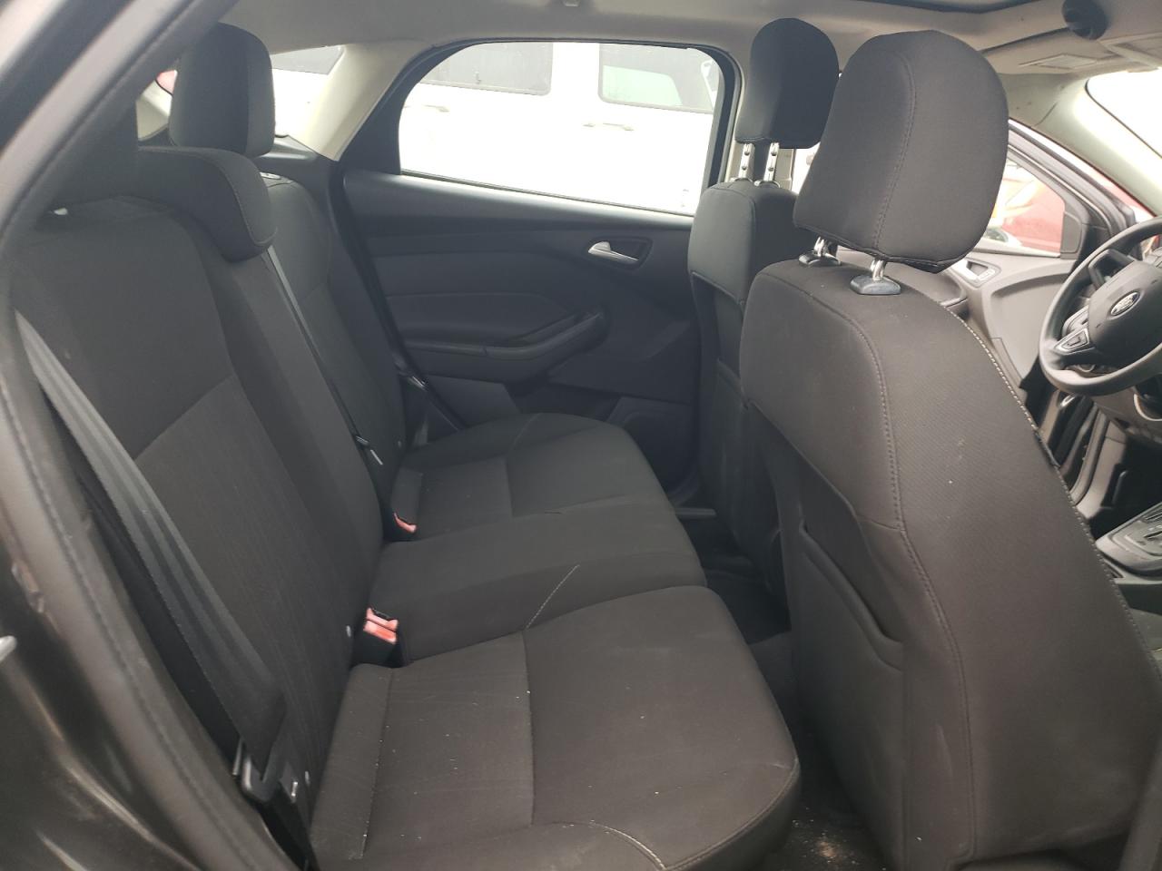 2016 Ford Focus - Image 10