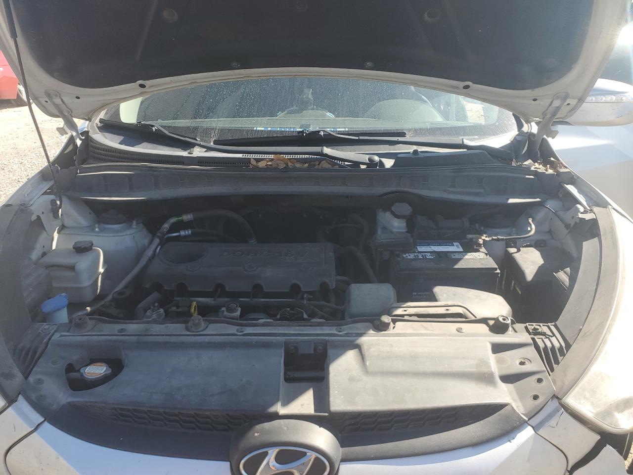 2012 Hyundai Tucson - Image 12