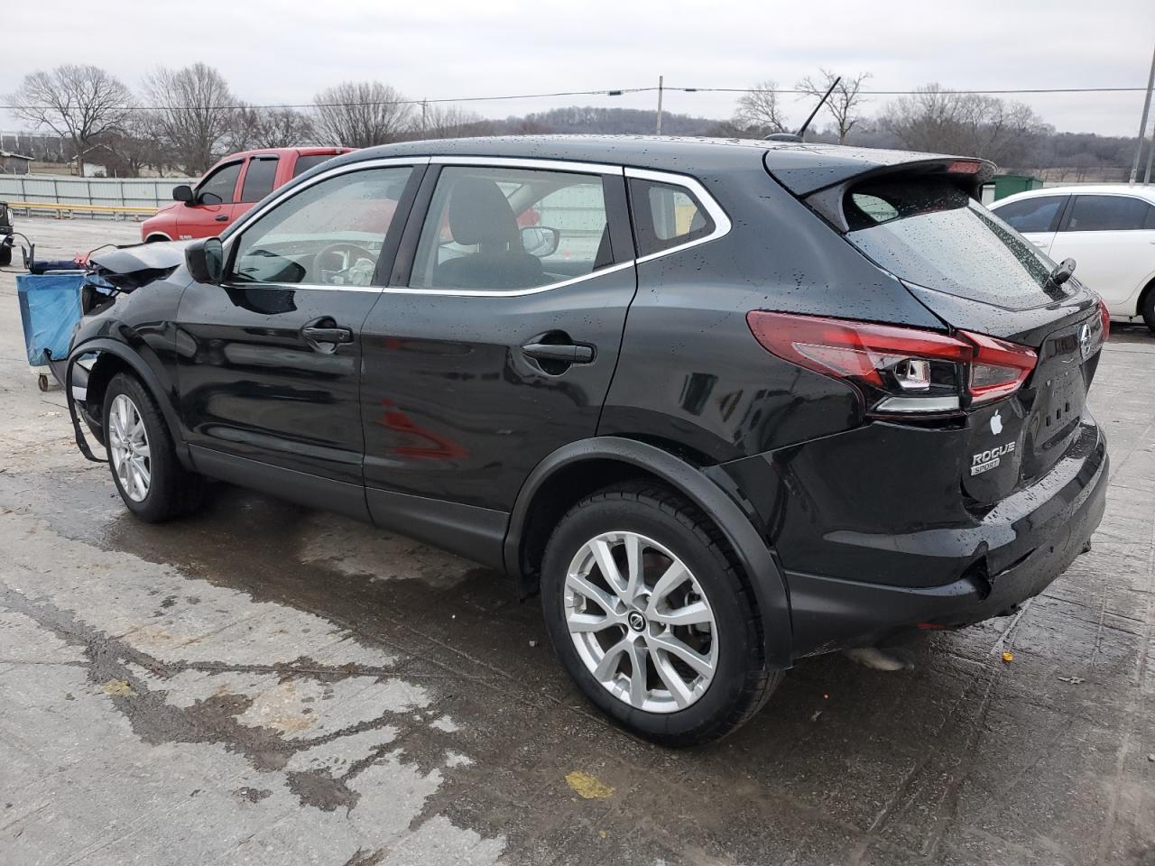 2021 Nissan Rogue - Image 2