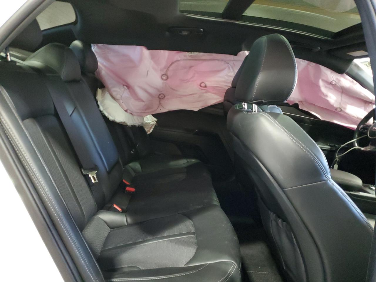 2021 Kia K5 - Image 10