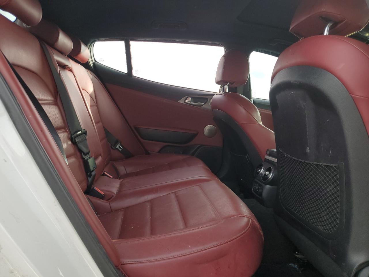 2018 Kia Stinger - Image 10