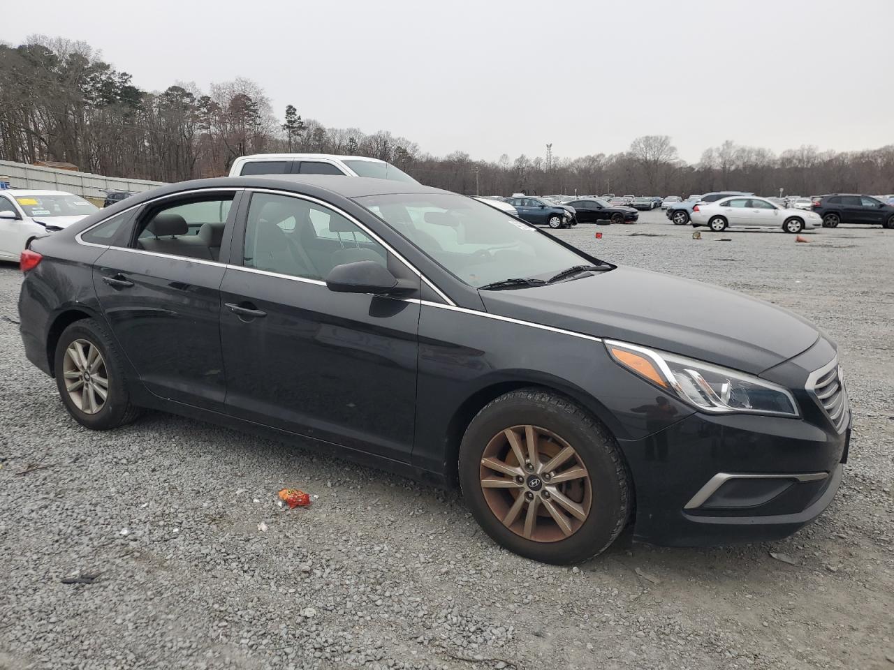 2017 Hyundai Sonata - Image 4