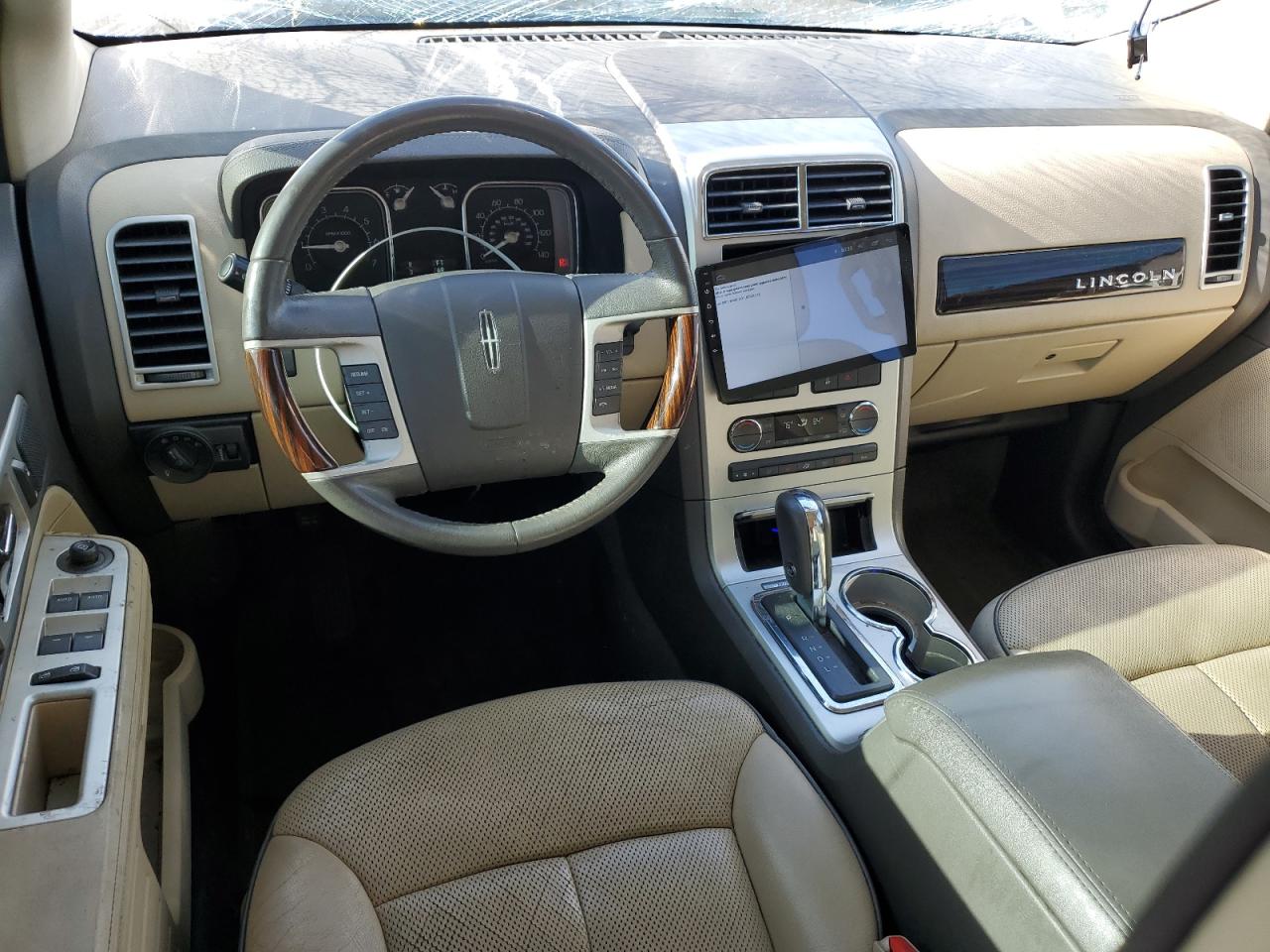 2010 Lincoln MKX - Image 8