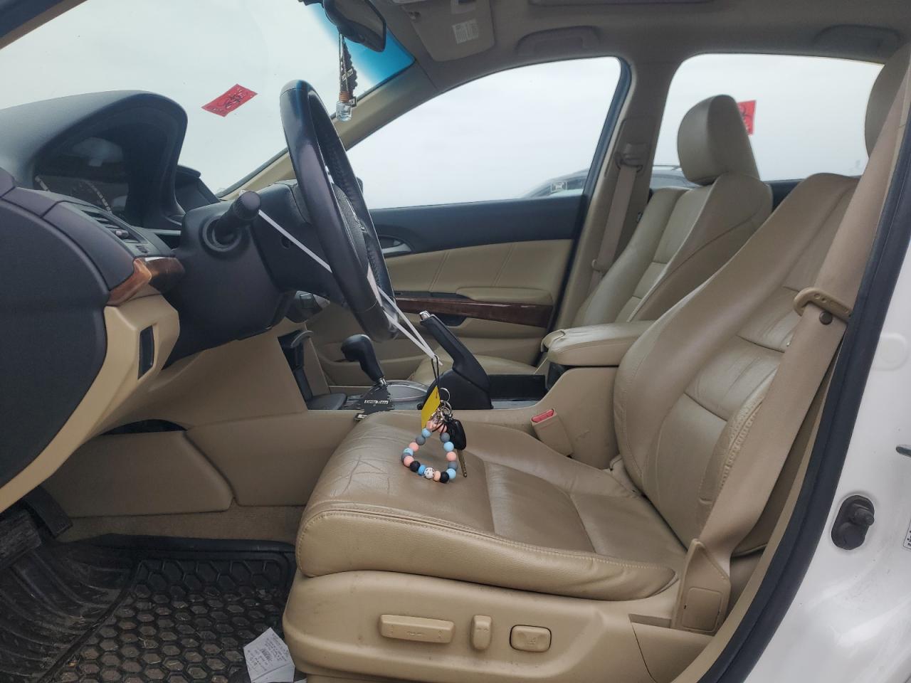 2012 Honda Accord - Image 7