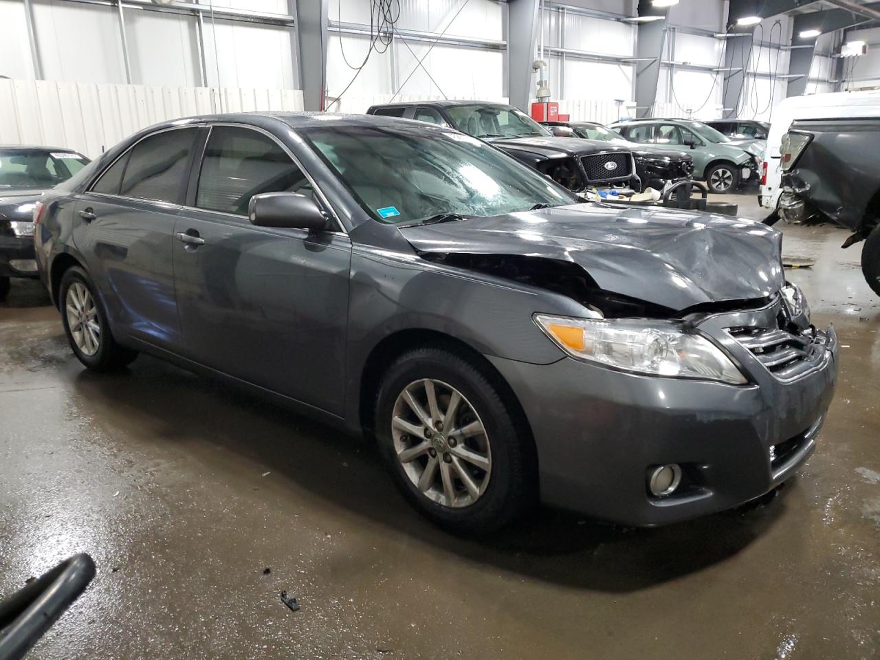 2011 Toyota Camry - Image 4