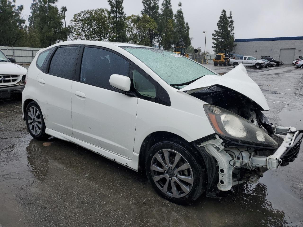 2013 Honda Fit - Image 4