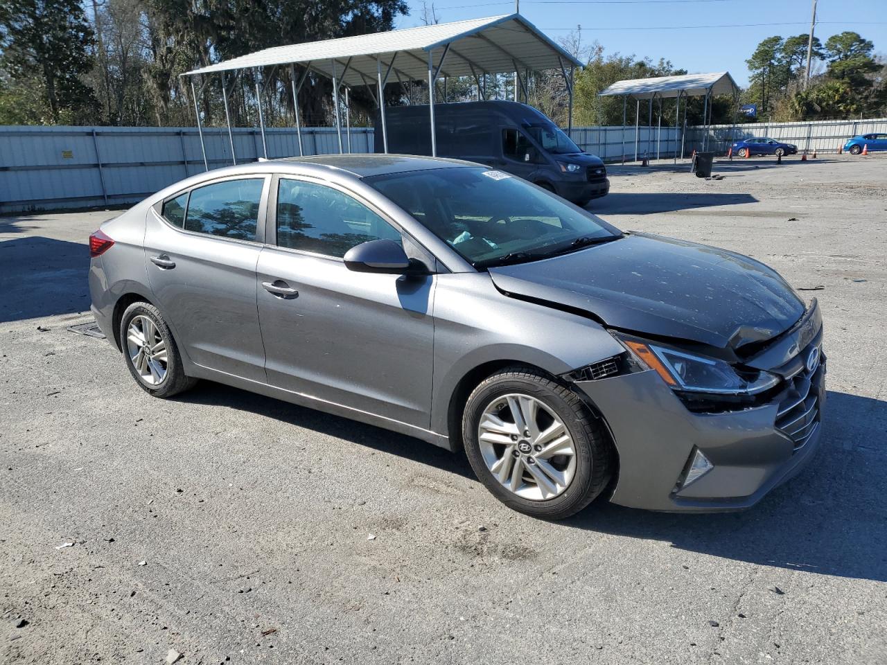 2019 Hyundai Elantra - Image 4