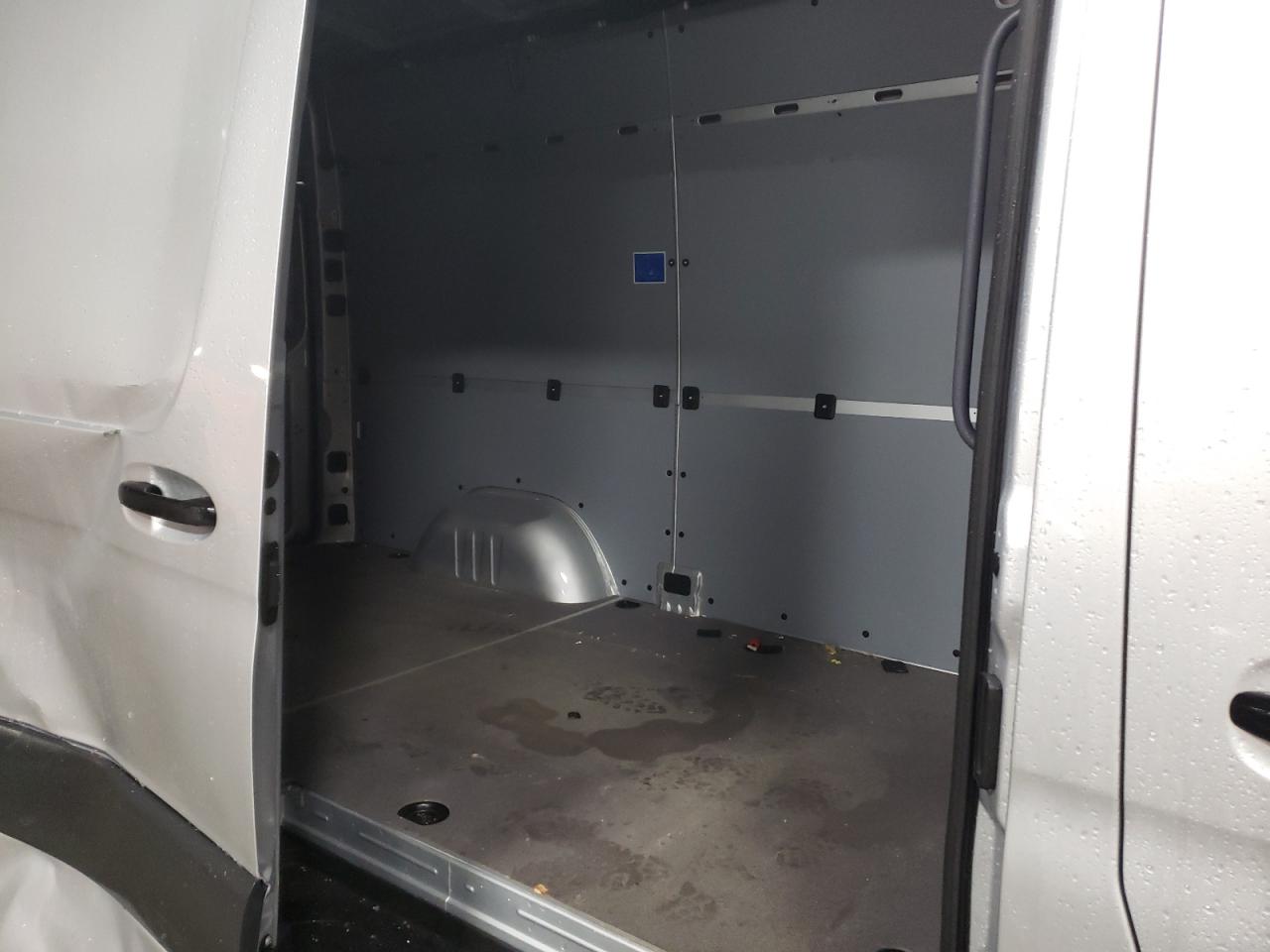 2024 Mercedes-Benz Sprinter - Image 10