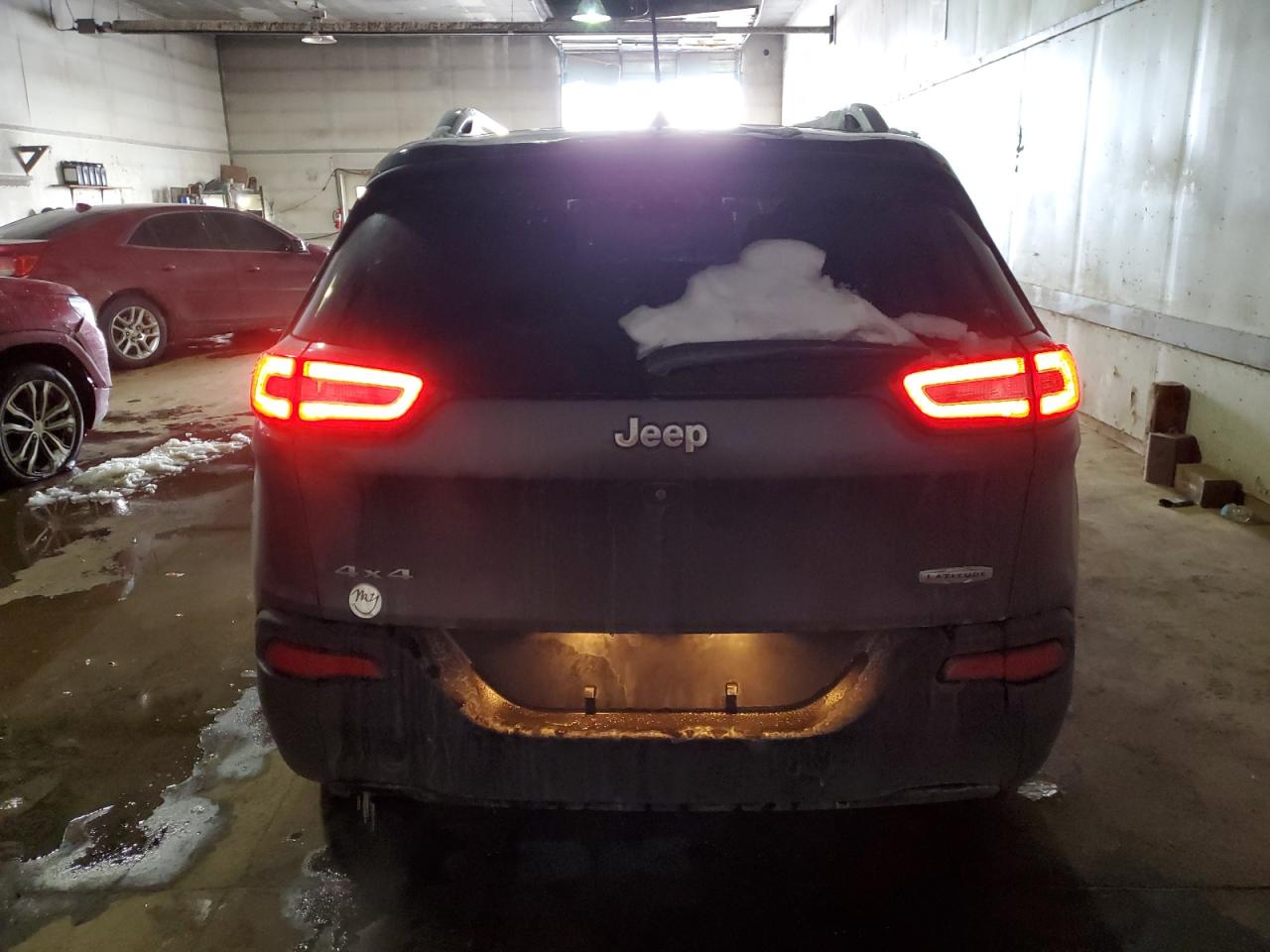 2018 Jeep Grand Cherokee - Image 6
