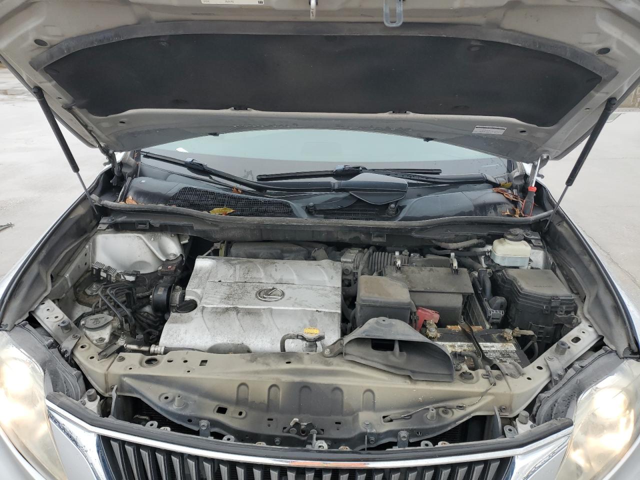 2010 Lexus RX - Image 12