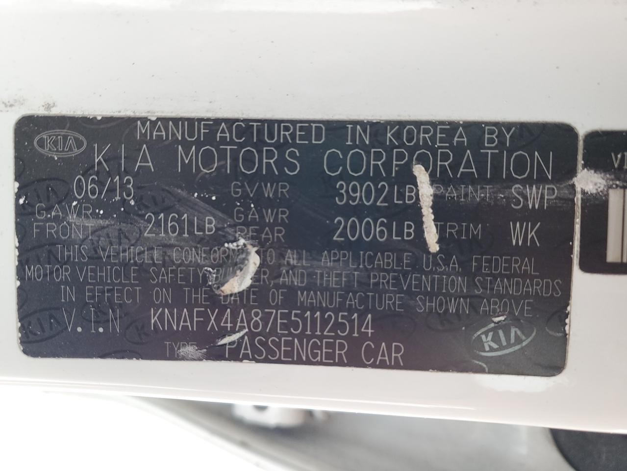 2014 Kia Forte - Image 12