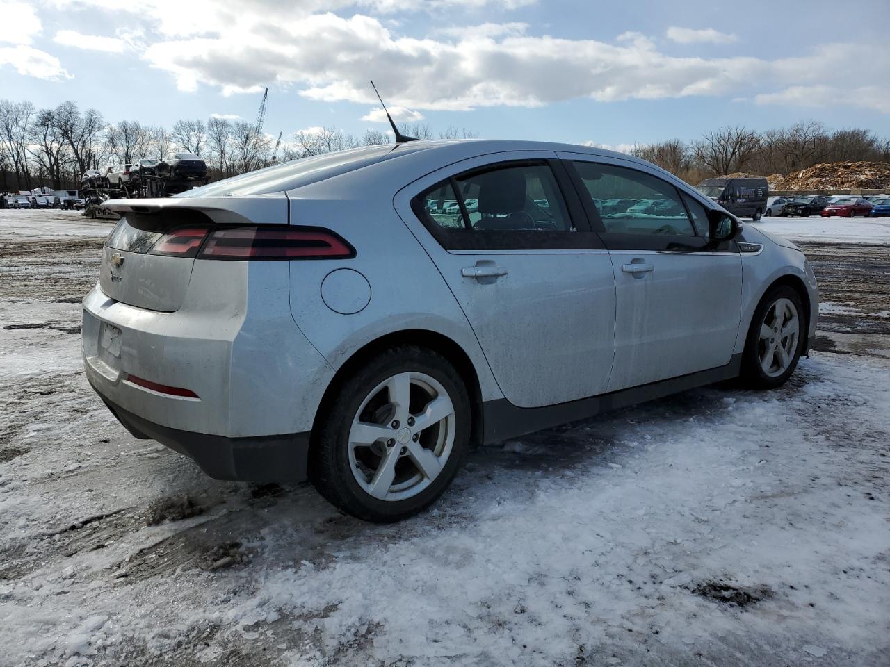 2014 Chevrolet Volt - Image 3