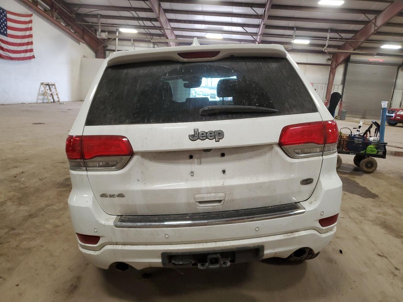 2019 Jeep Grand Cherokee - Image 6