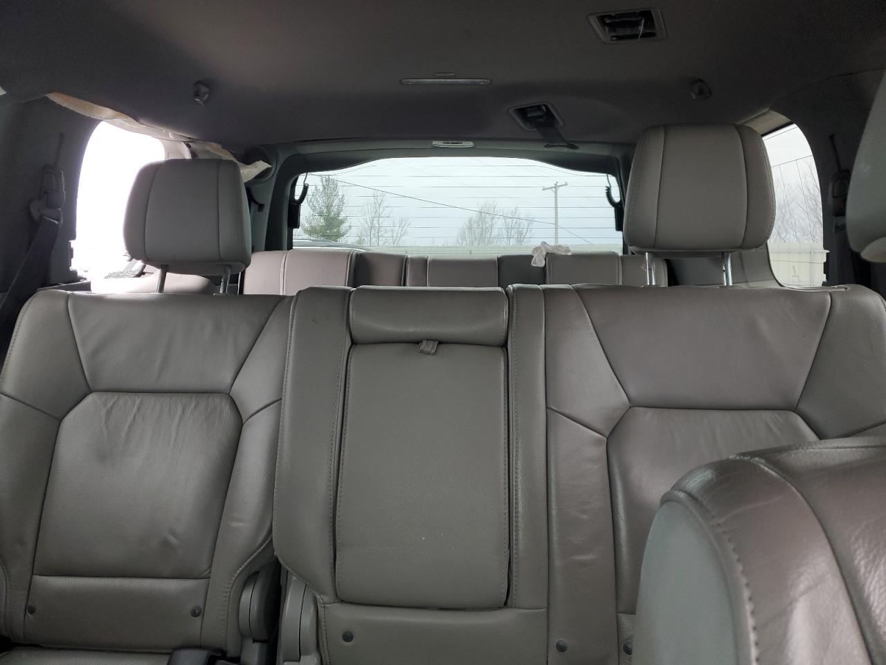 2014 Honda Pilot - Image 10