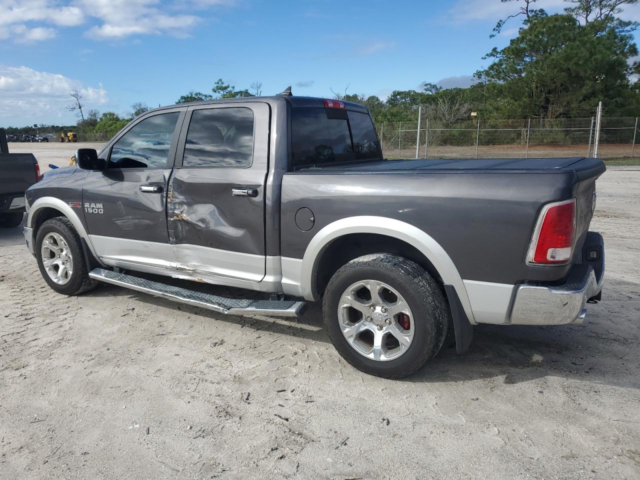 2018 RAM 1500 - Image 2