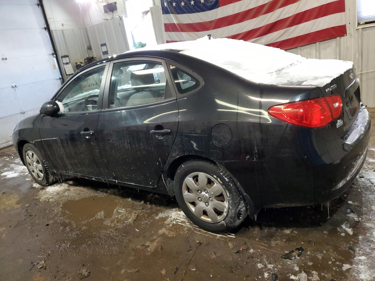 2009 Hyundai Elantra - Image 2