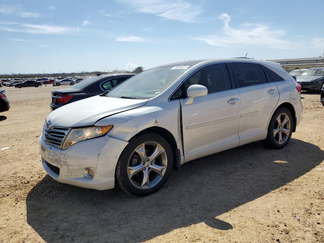2010 Toyota Venza - Image 1