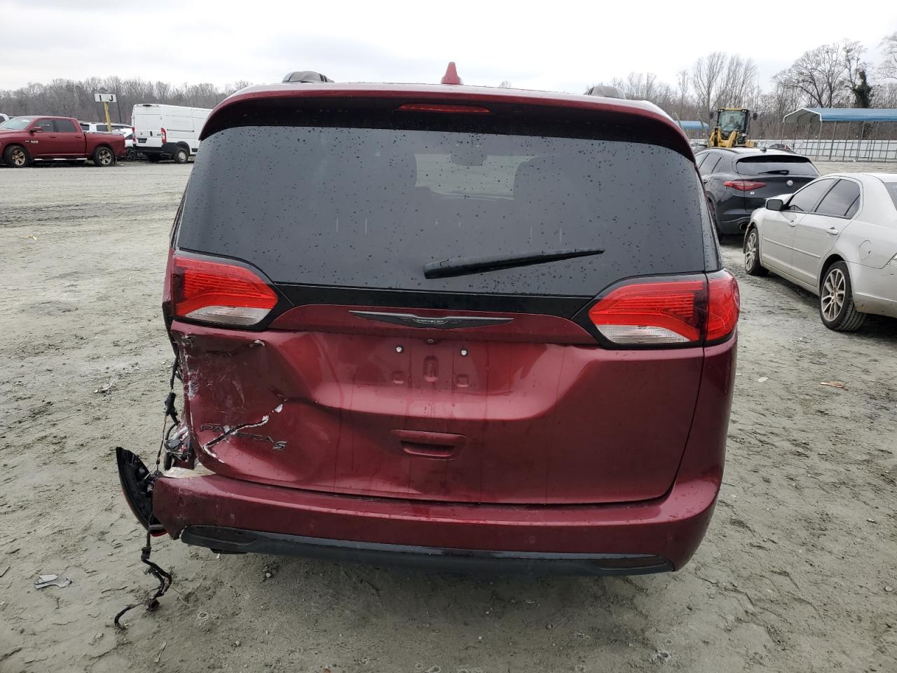 2019 Chrysler Pacifica - Image 6