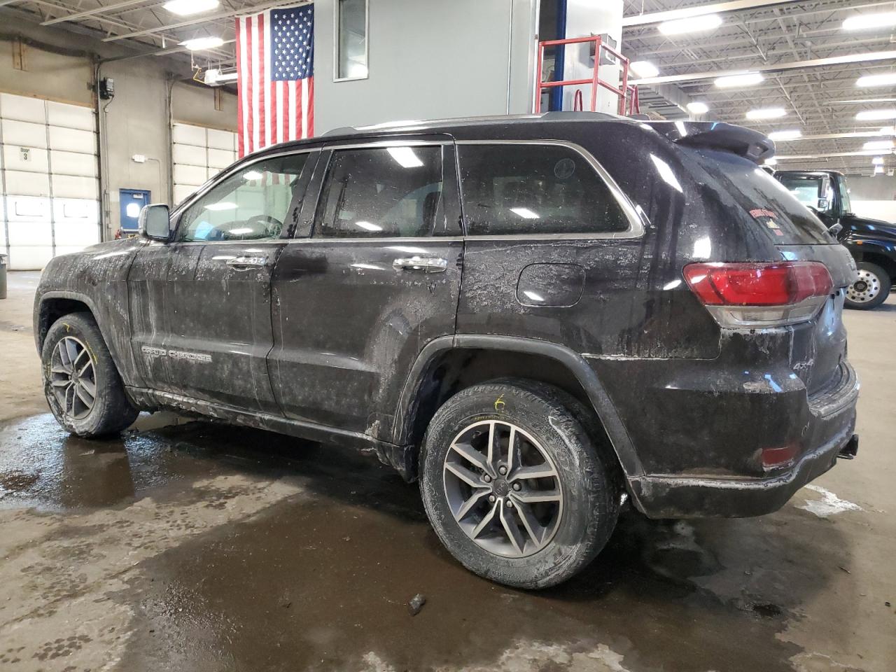 2020 Jeep Grand Cherokee - Image 2