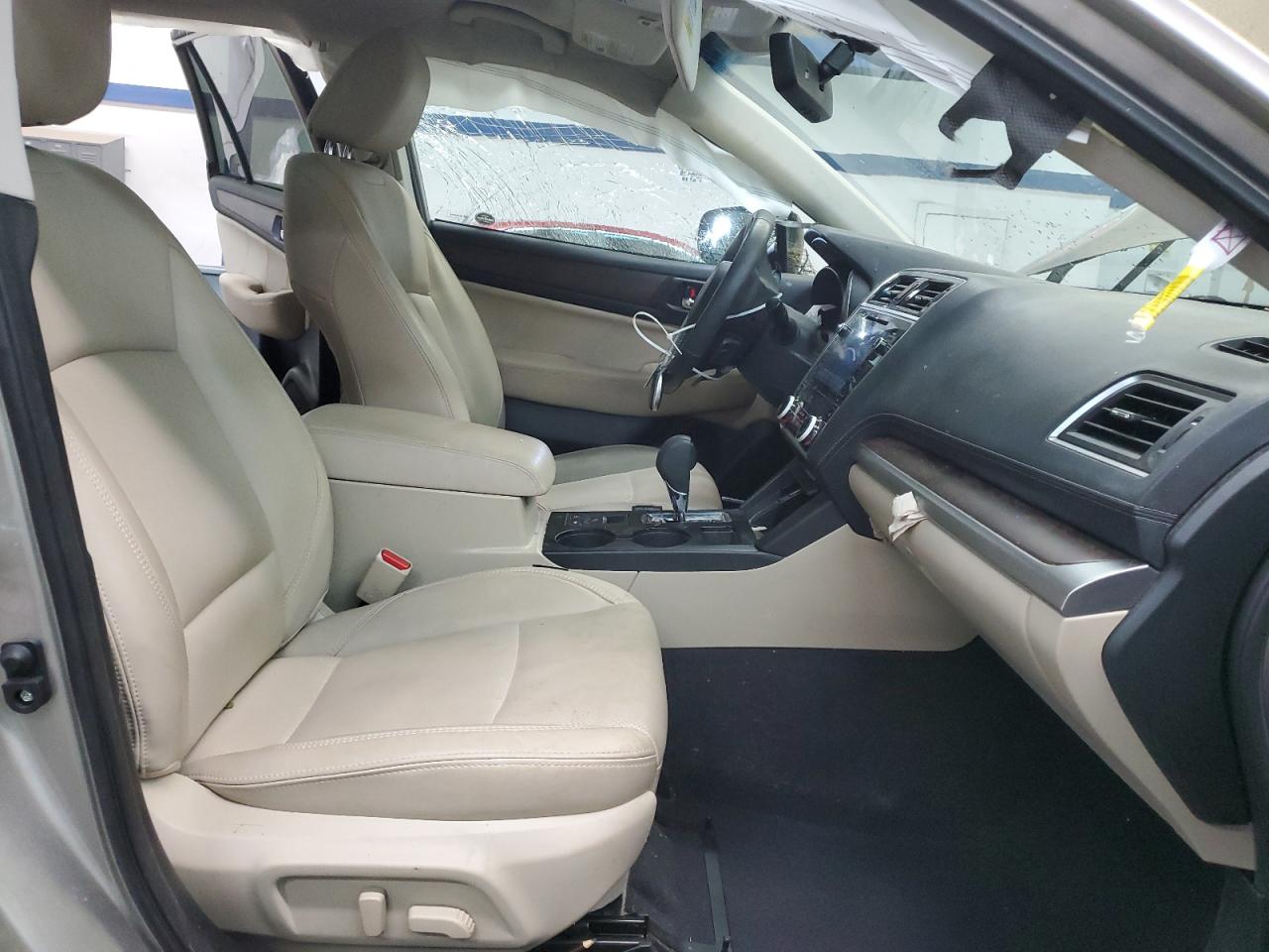 2018 Subaru Outback - Image 7