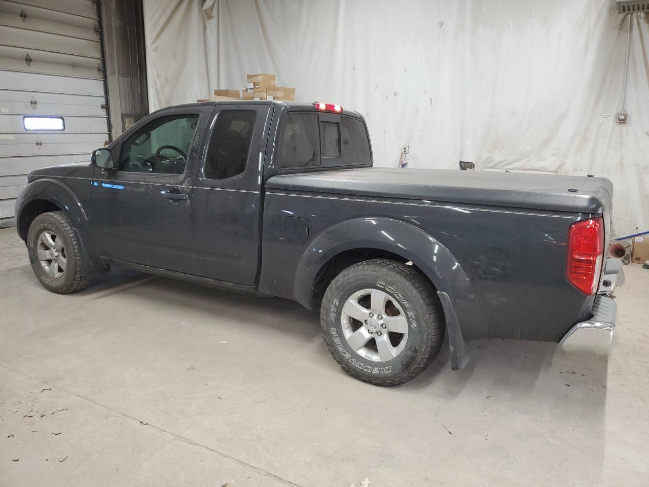 2012 Nissan Navara (Frontier) - Image 2