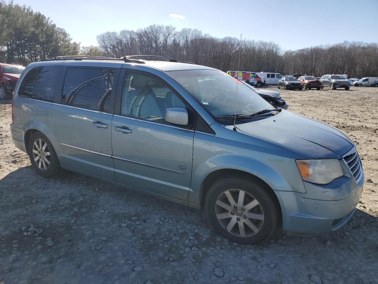 2009 Chrysler Town & Country - Image 4