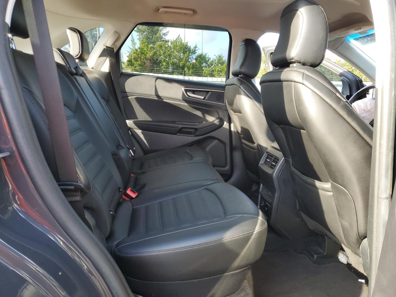 2021 Ford Edge - Image 12