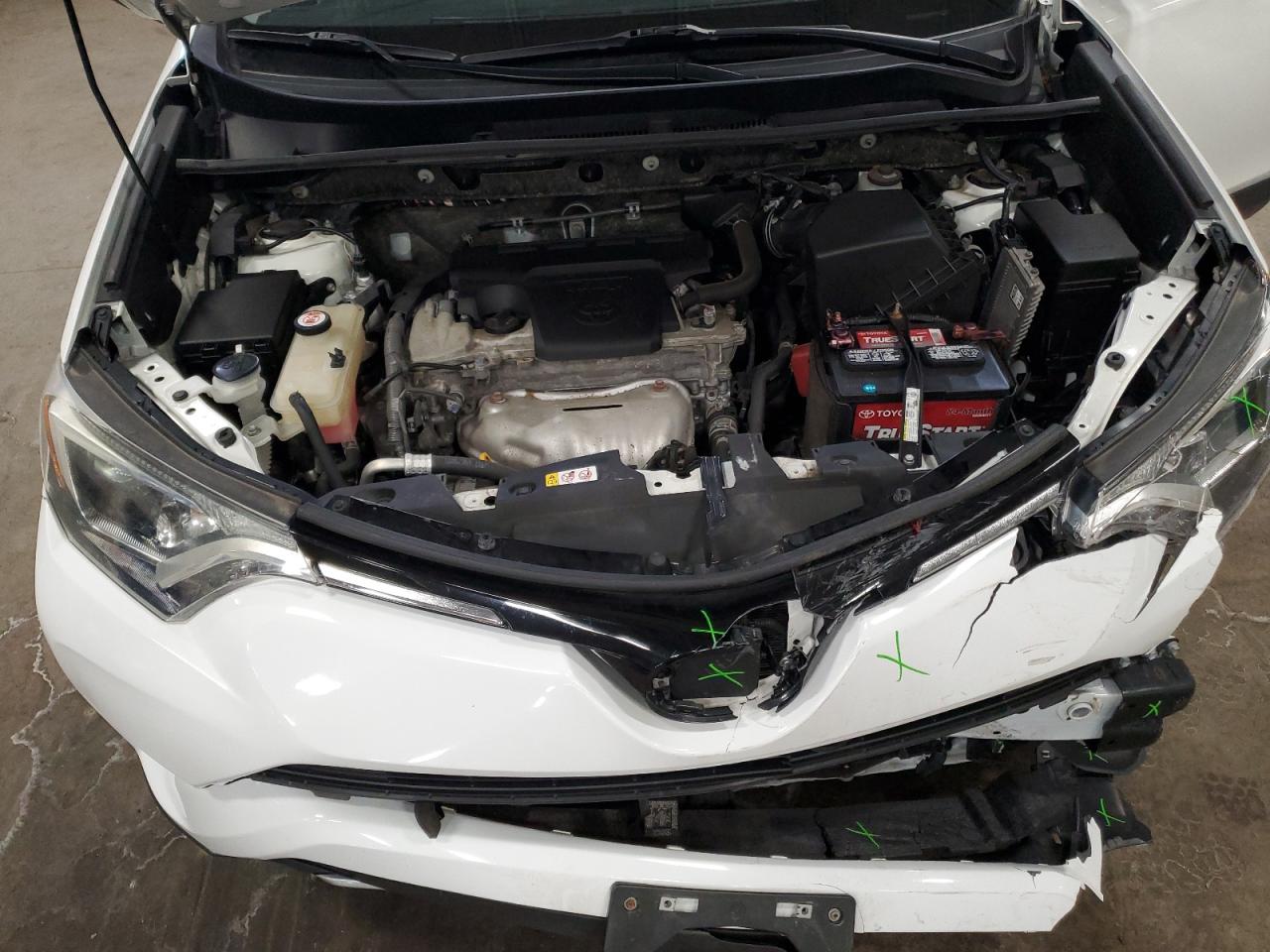 2018 Toyota RAV 4 - Image 14
