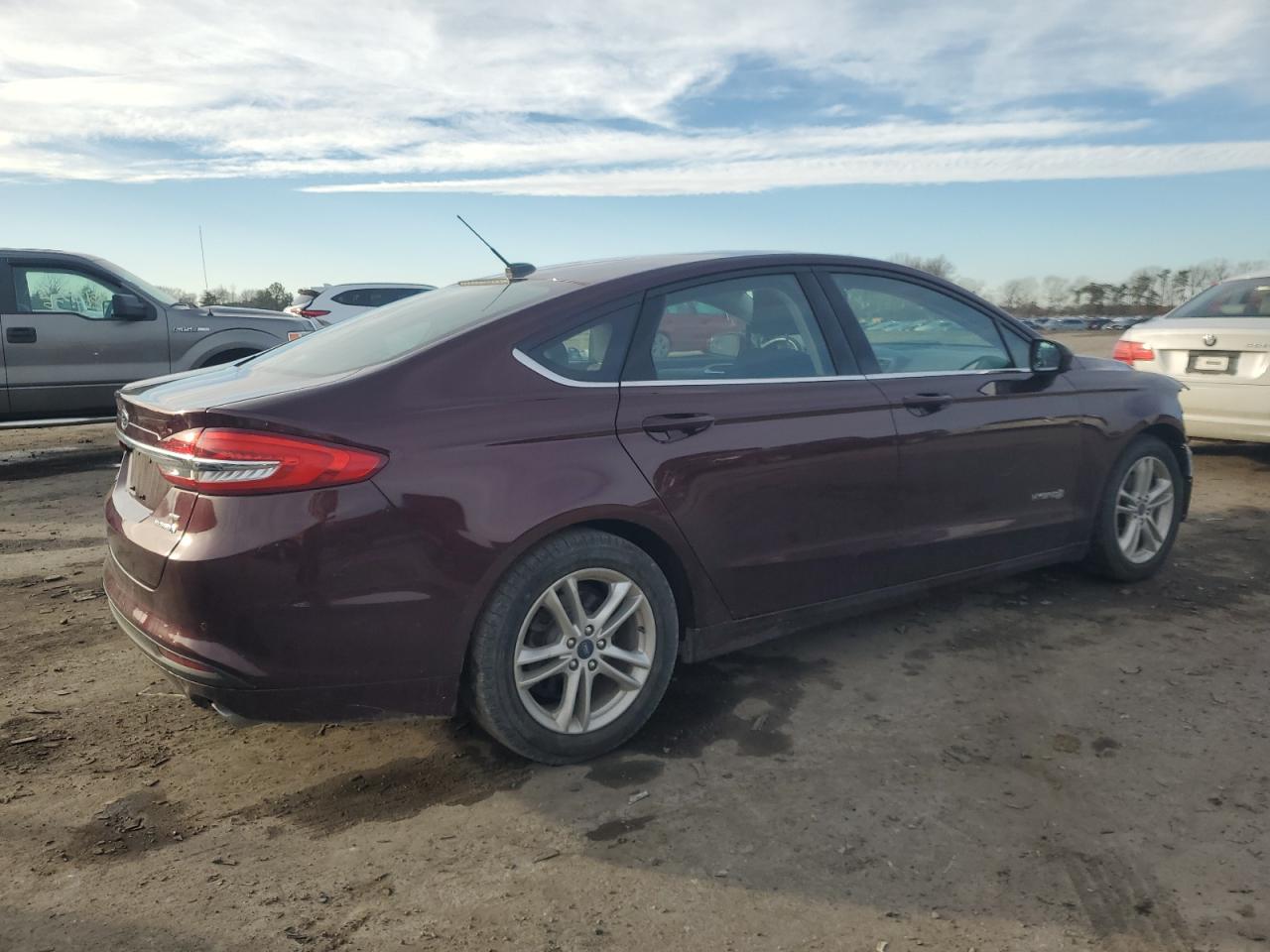 3FA6P0LU2JR160523 FORD FUSION 2018