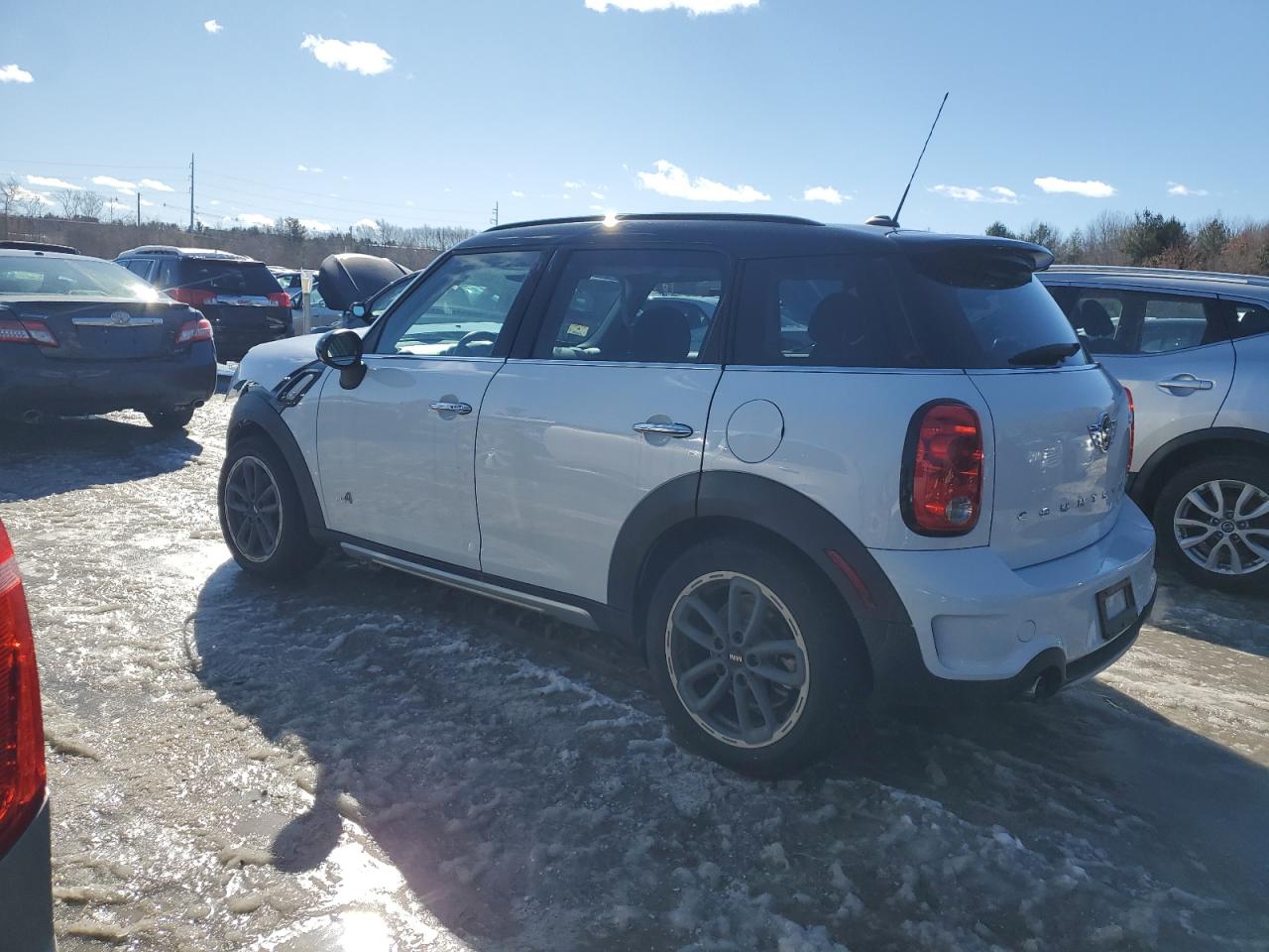 2016 MINI Cooper - Image 2