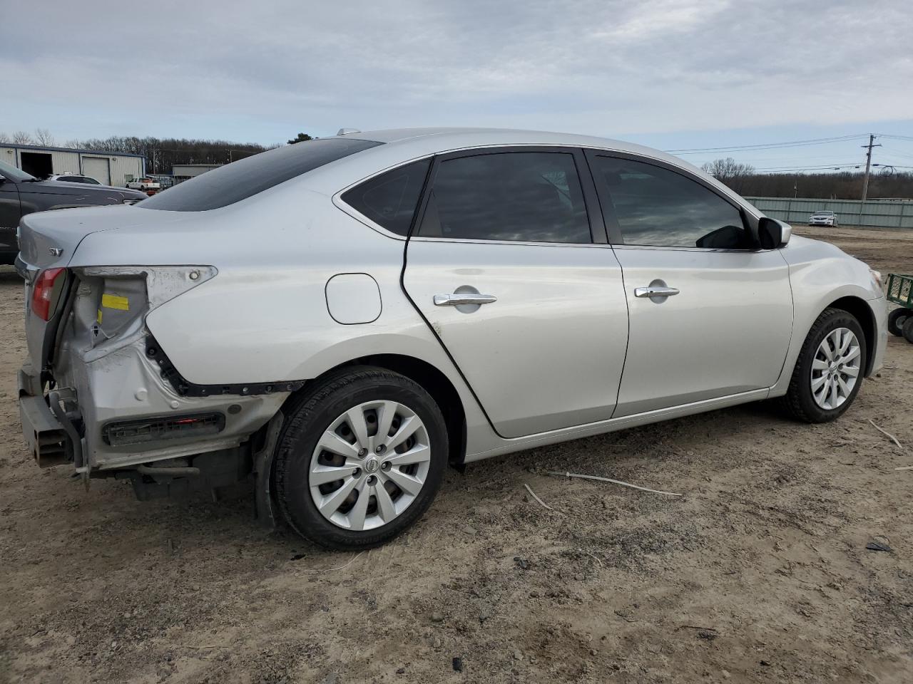 3N1AB7AP7HY320665 NISSAN SENTRA 2017