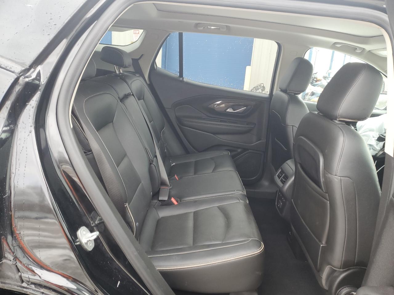 2020 GMC Terrain - Image 11