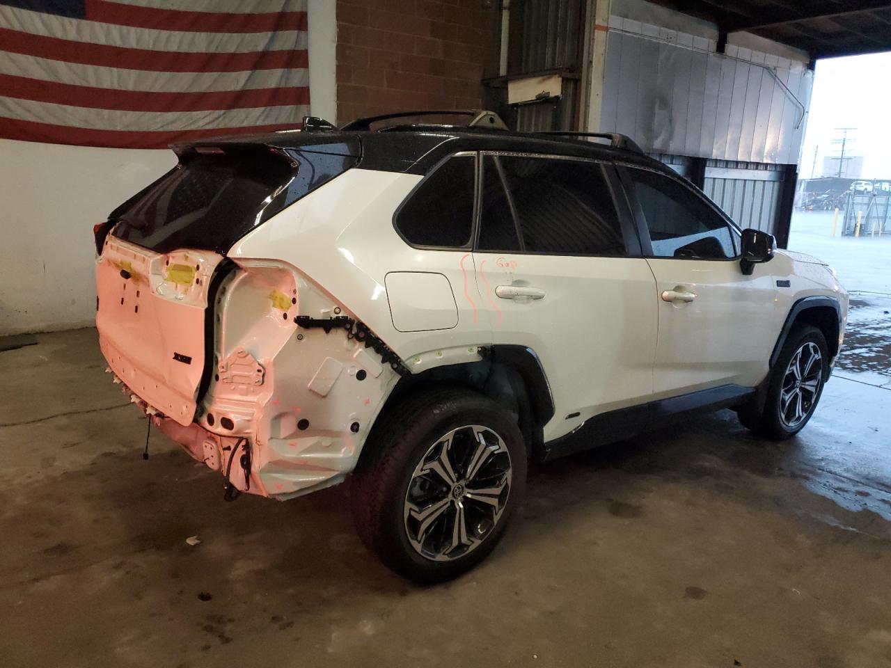 2021 Toyota RAV 4 - Image 3