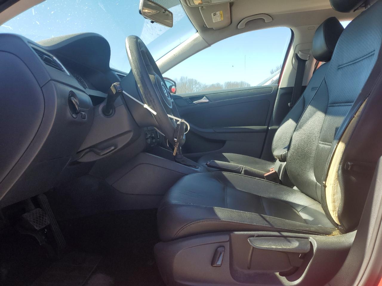 2014 Volkswagen Jetta - Image 7