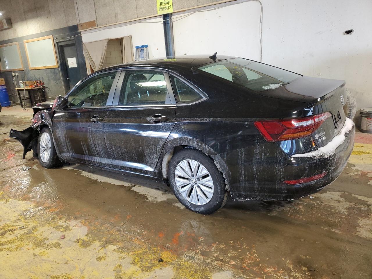 2019 Volkswagen Jetta - Image 2