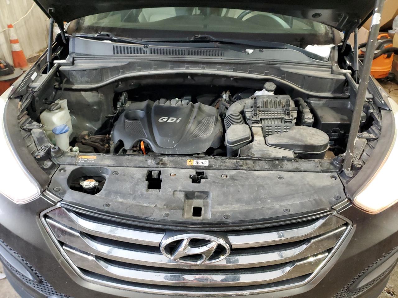 2013 Hyundai Santa Fe - Image 14