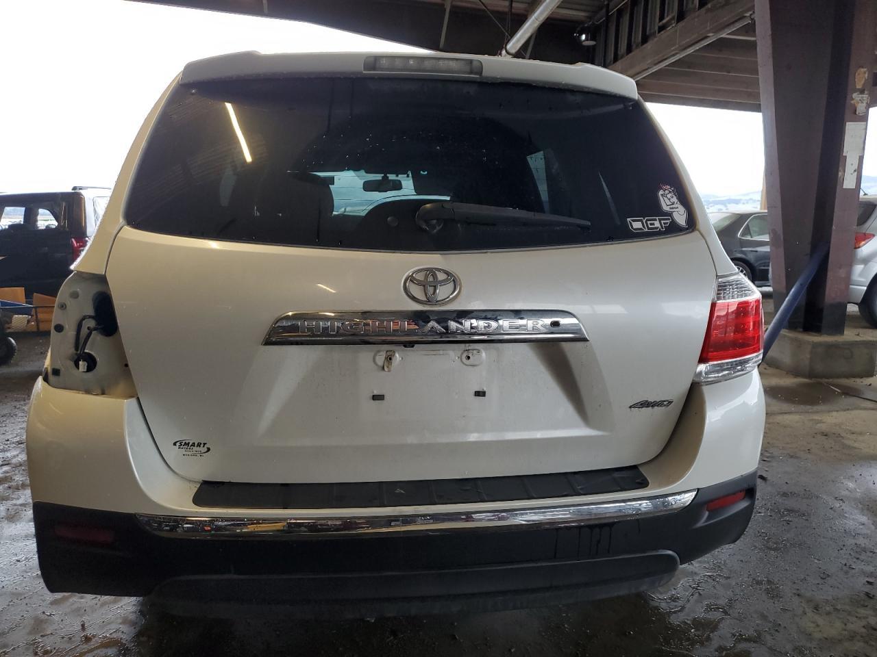 2013 Toyota Highlander - Image 6