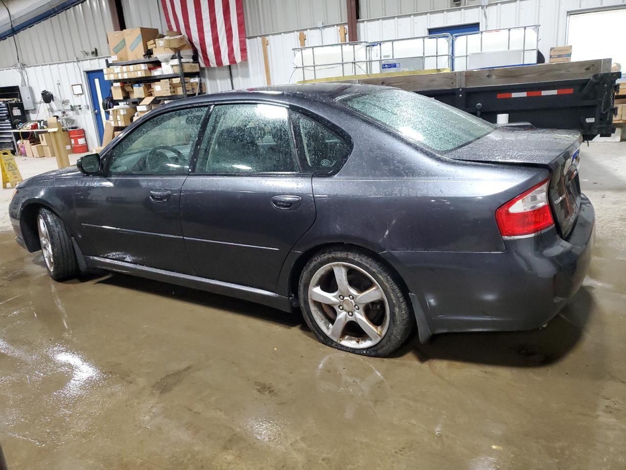 2009 Subaru Legacy - Image 2