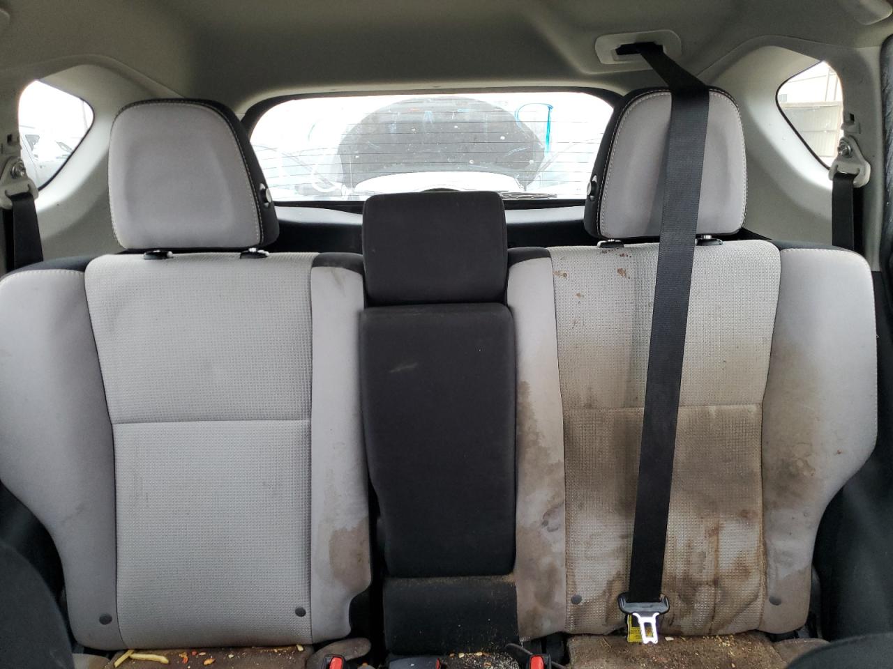 2016 Toyota RAV 4 - Image 10