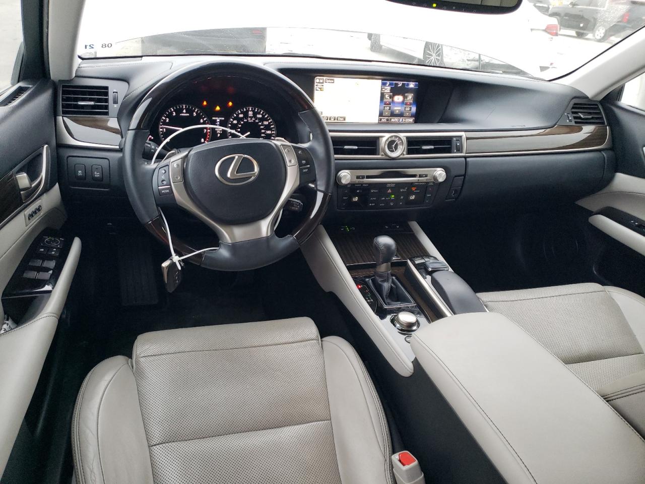 2015 Lexus GS - Image 8