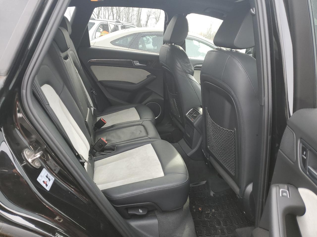 2016 Audi SQ5 - Image 10