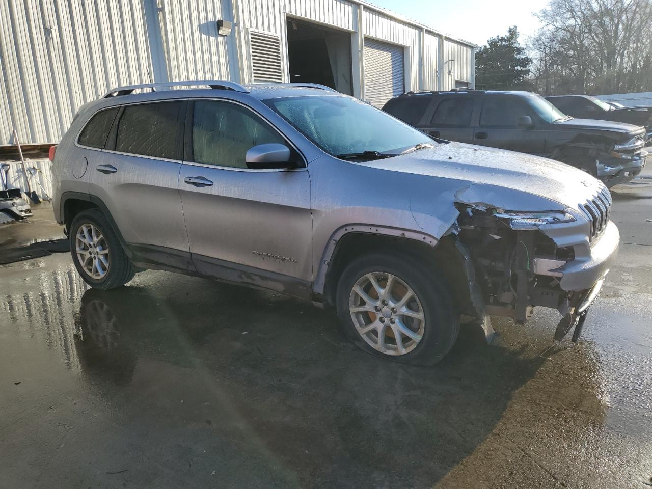 2017 Jeep Grand Cherokee - Image 4