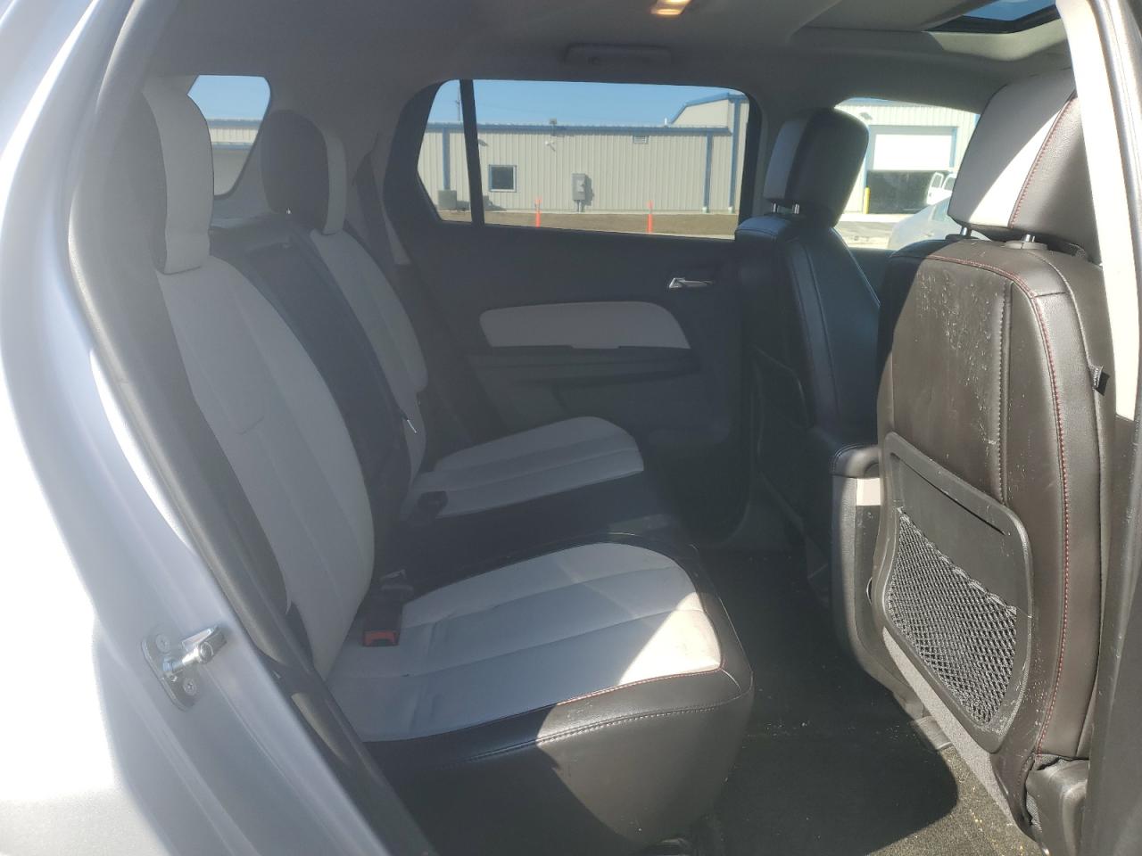 2017 GMC Terrain - Image 11