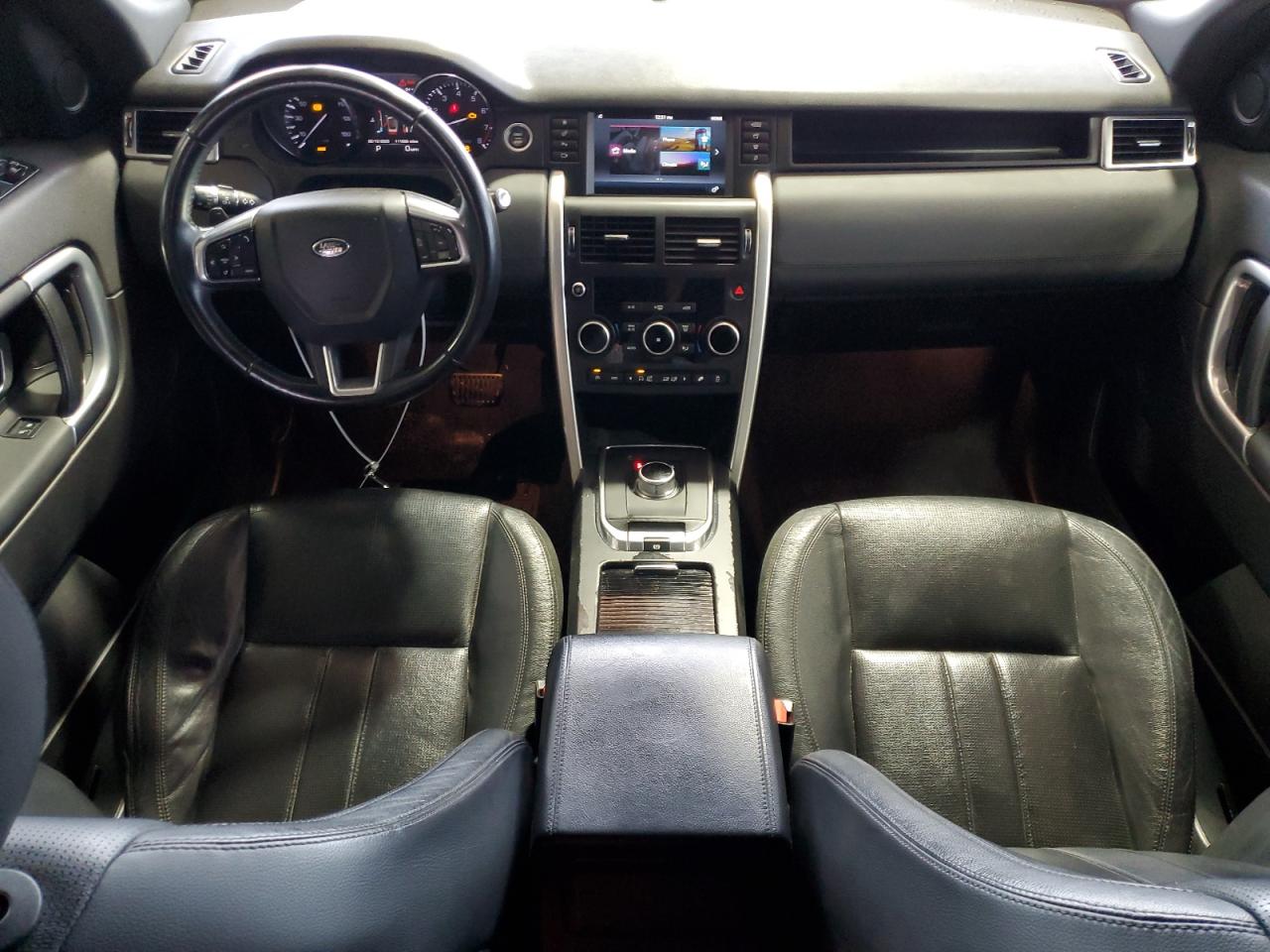 2016 Land Rover Discovery - Image 8