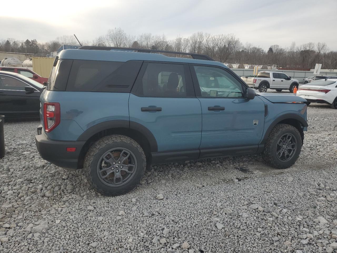 2023 Ford Bronco - Image 3