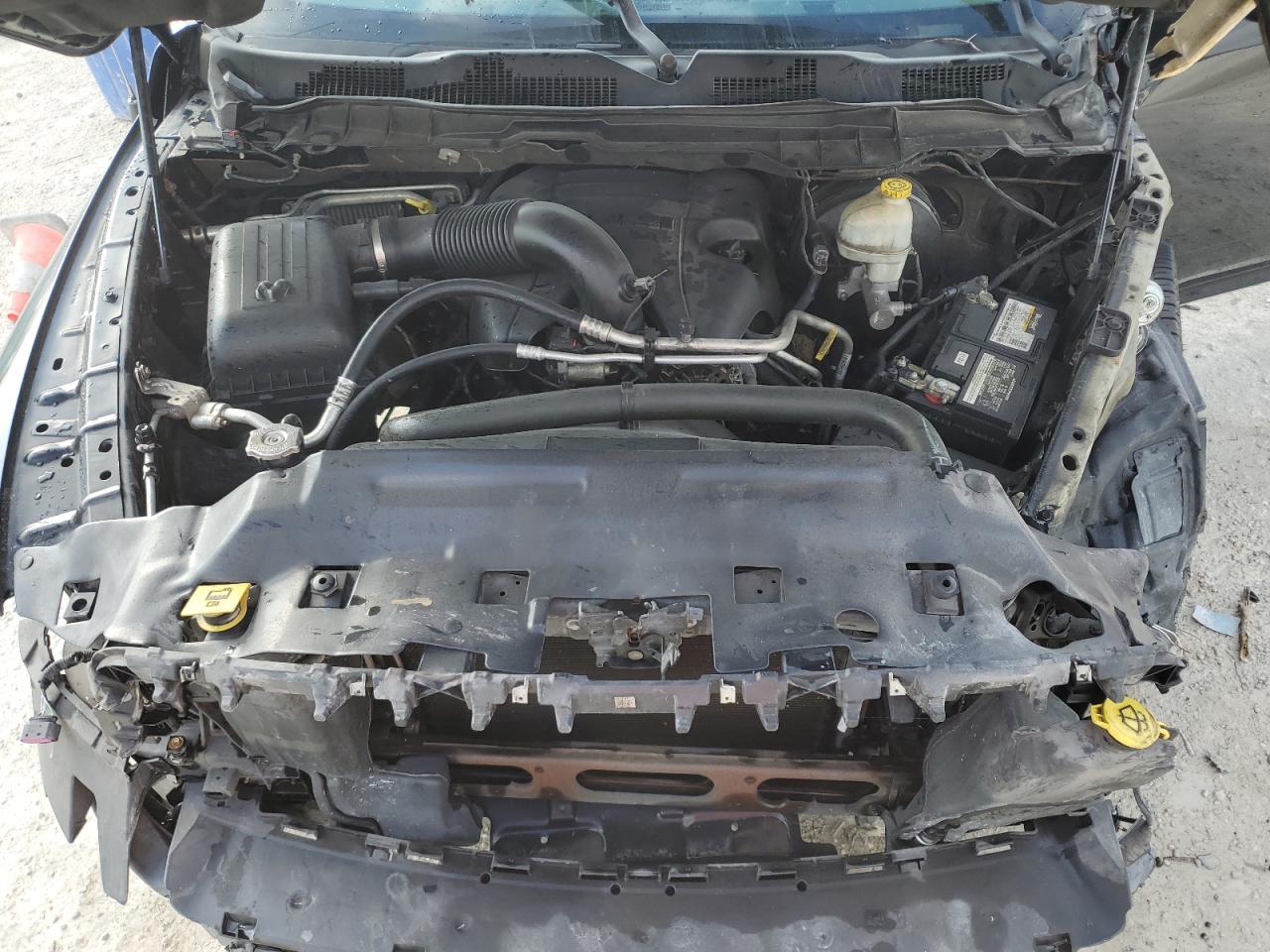 2014 RAM 1500 - Image 11