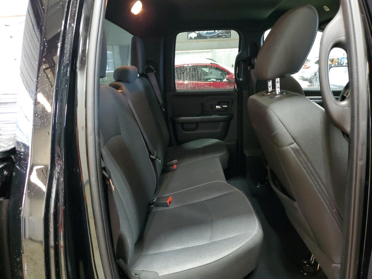 2021 RAM 1500 - Image 10